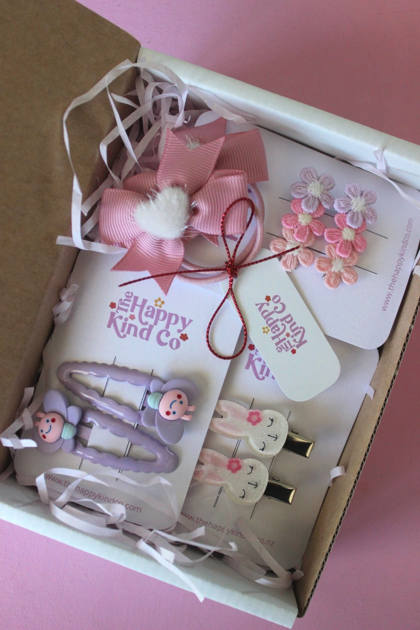 Pastel Rainbow Dainty Daisy Clips