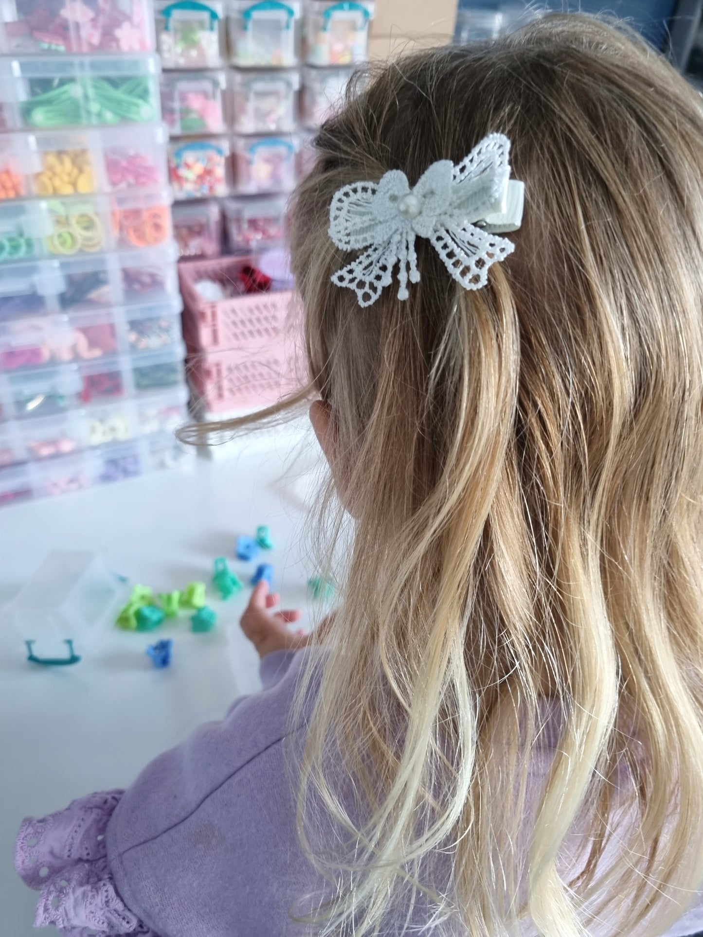 Lacey Pearl Bow Clips