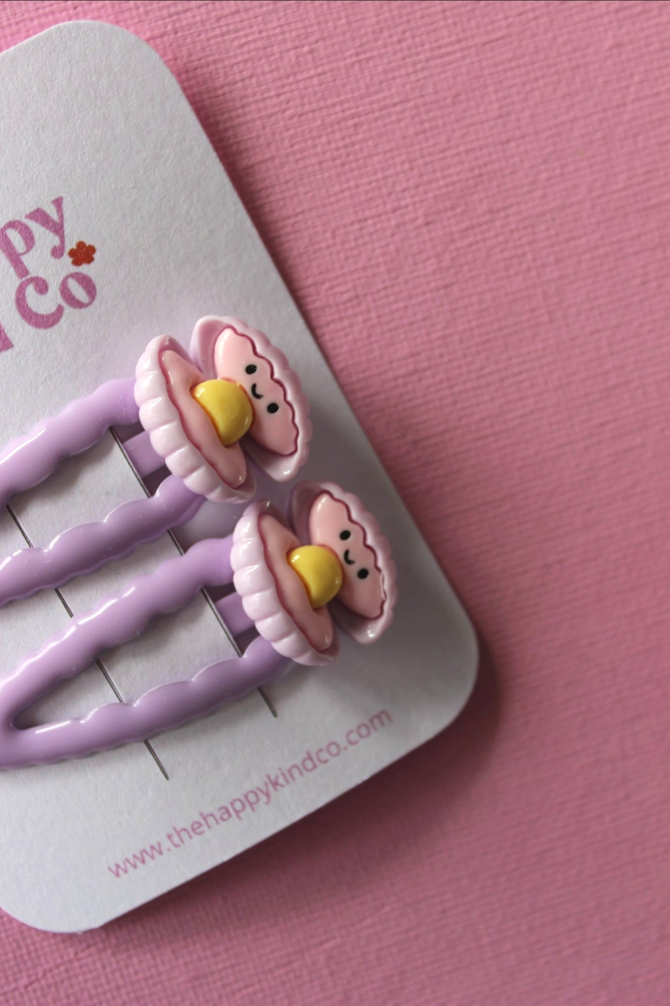 Happy Shell Clips