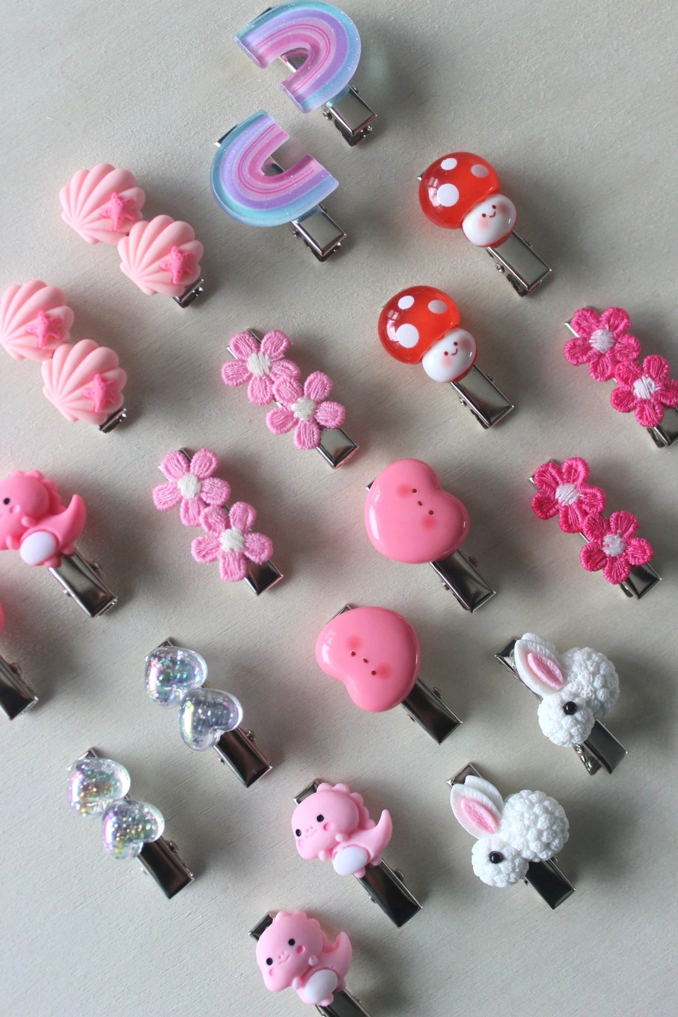 Happy Bubble Heart Clips