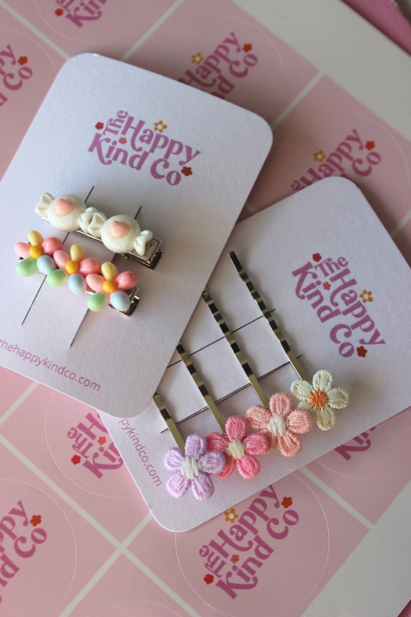 Candy Flower Contrast Clips