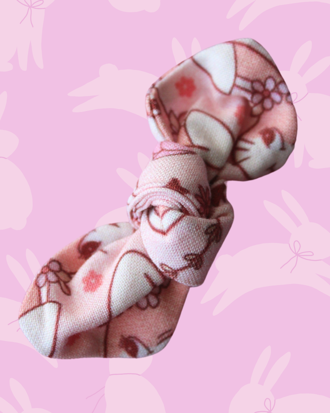 Deluxe Vintage Bunnies Twist Bow Petite