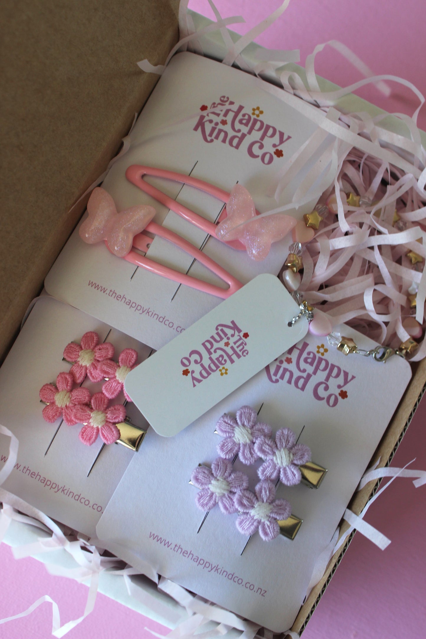 Blush Pink Dainty Daisy Clips