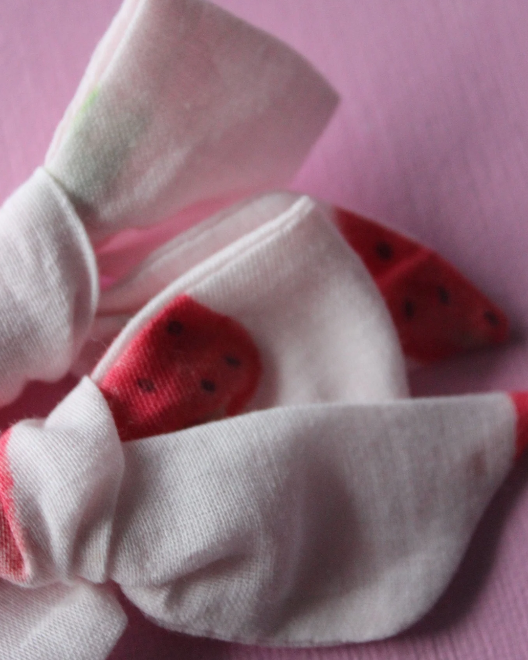 Strawberries 'N' Cream Victoria Bow