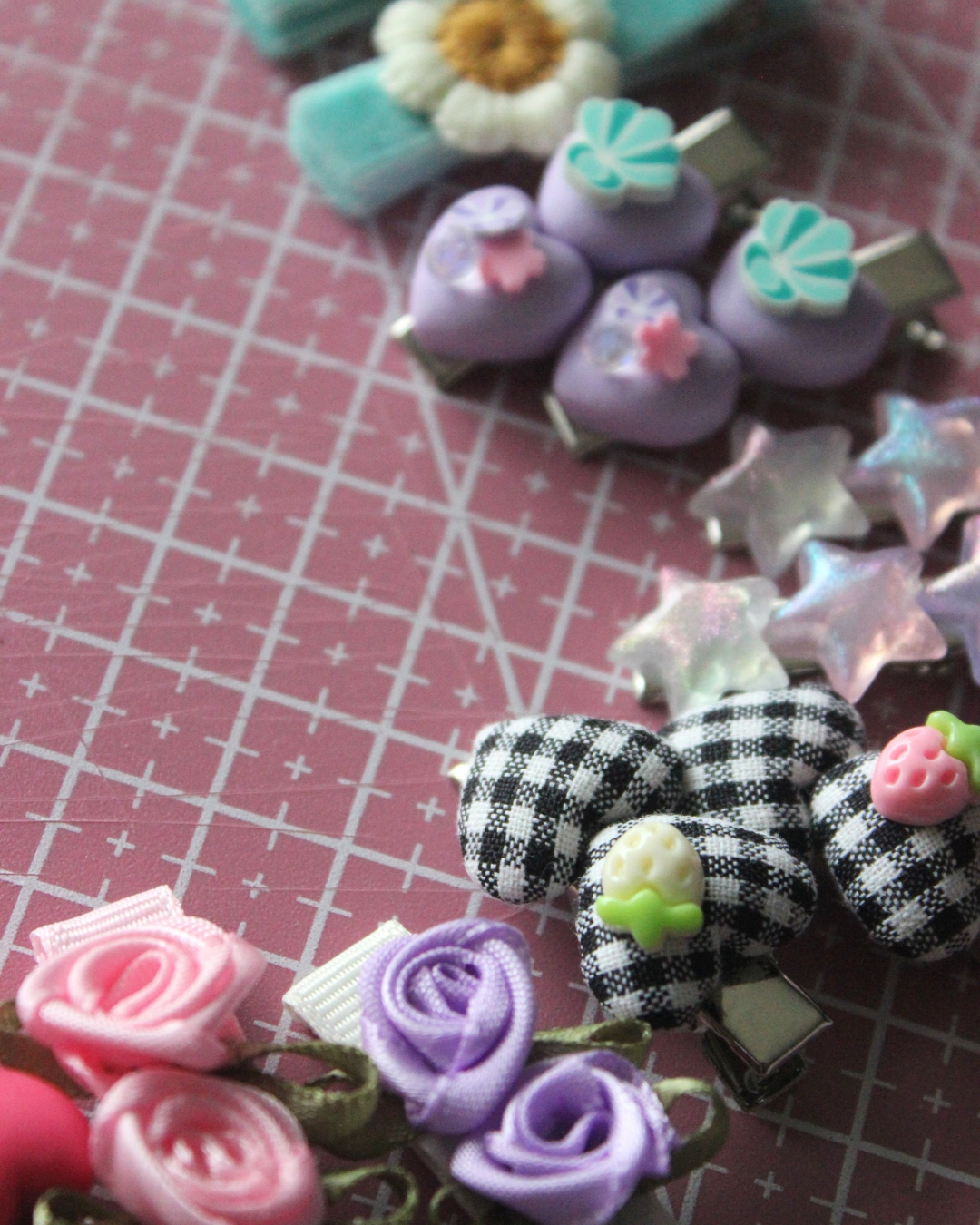 Vintage Rose Clips