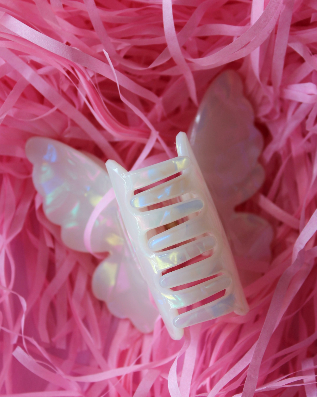 Pearly Summer Butterfly Claw Clip - Snow