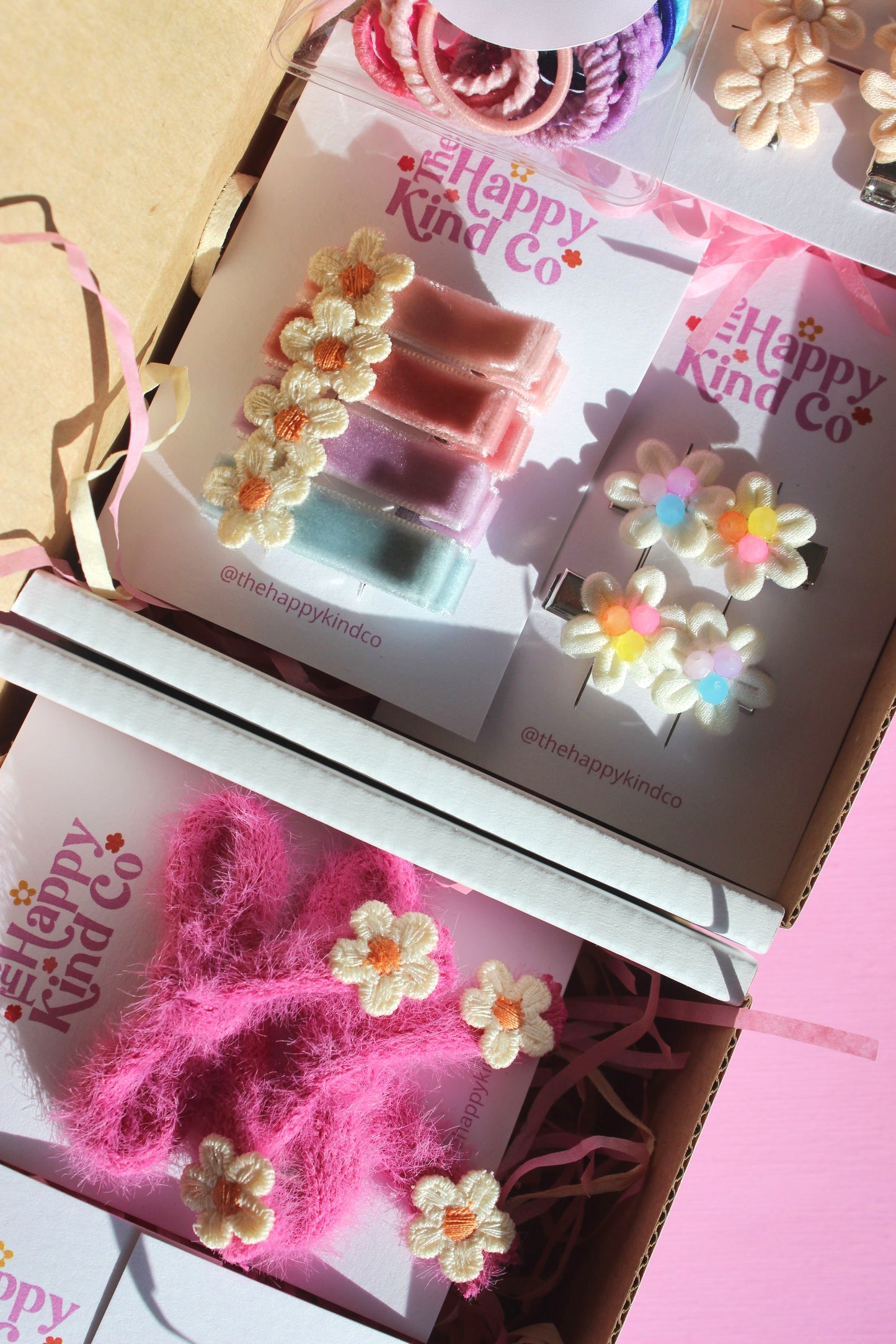 Velvet Daisy Clips - Dreamy Pastels