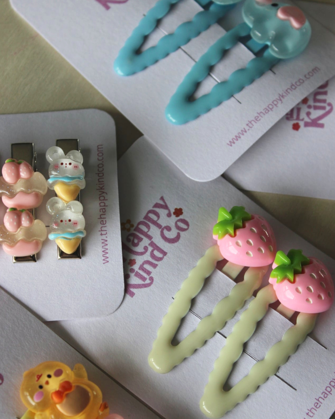 Wavy Berry Clips