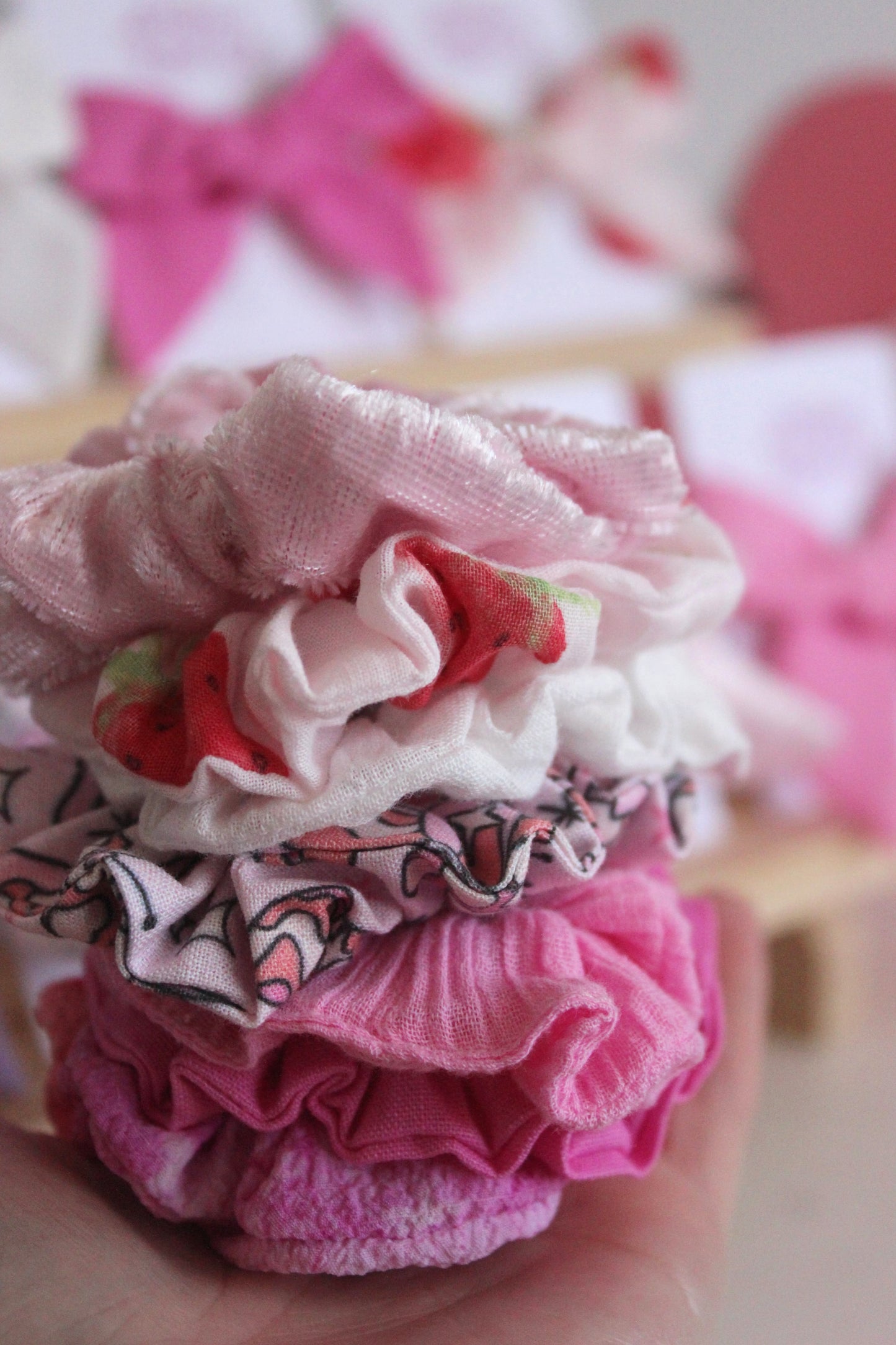 Deluxe Groovy Butterflies Toddler Scrunchie