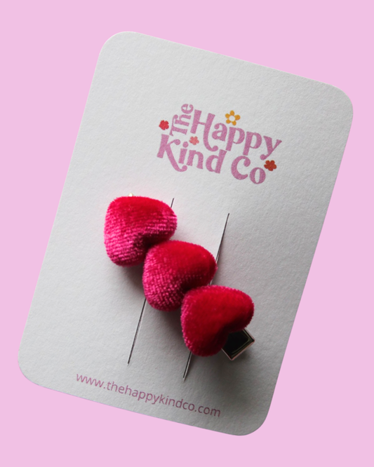 Magenta Heart Statement Clip