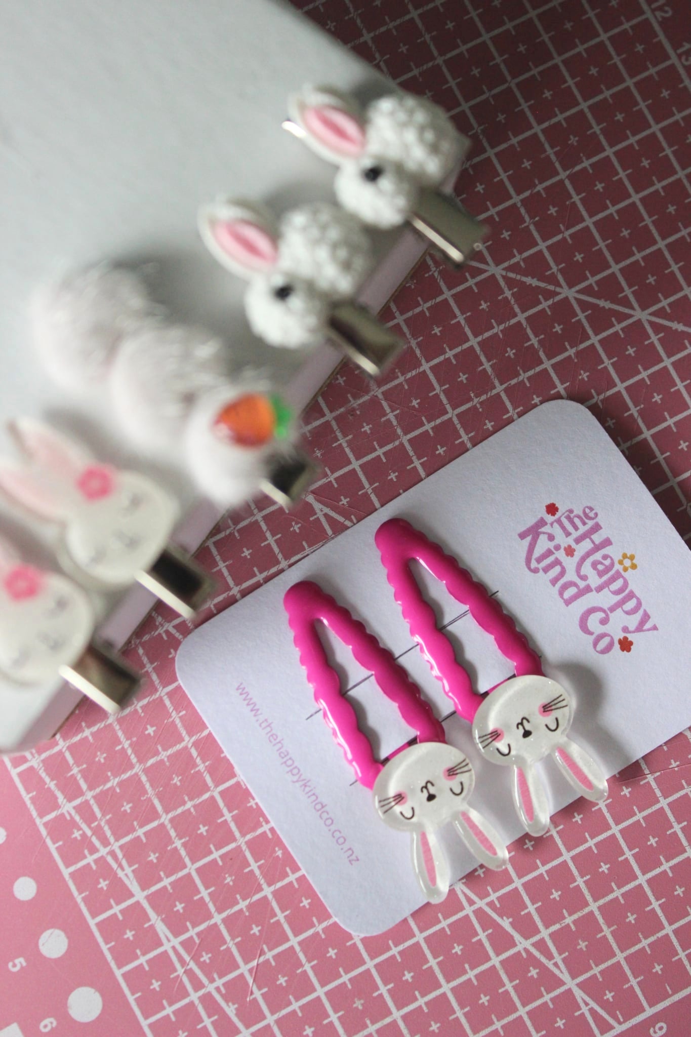 Wavy Bunny Lovin Clips