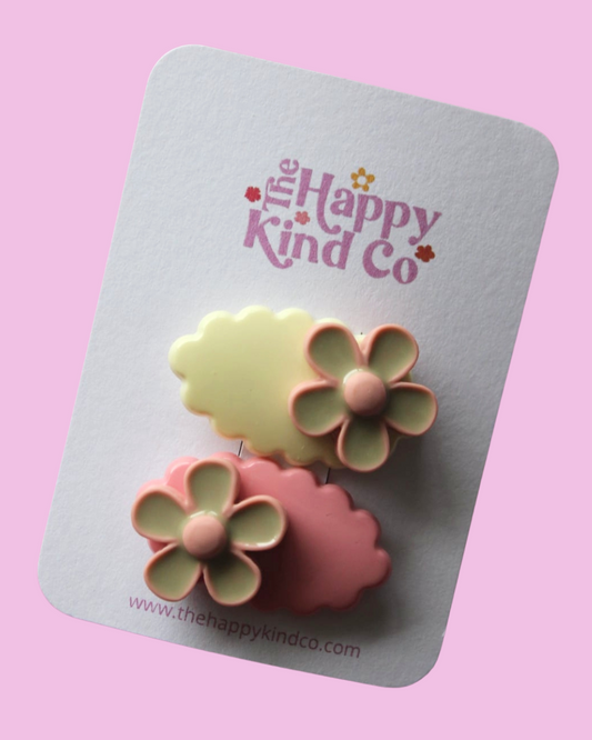 Scallop Flower Clips