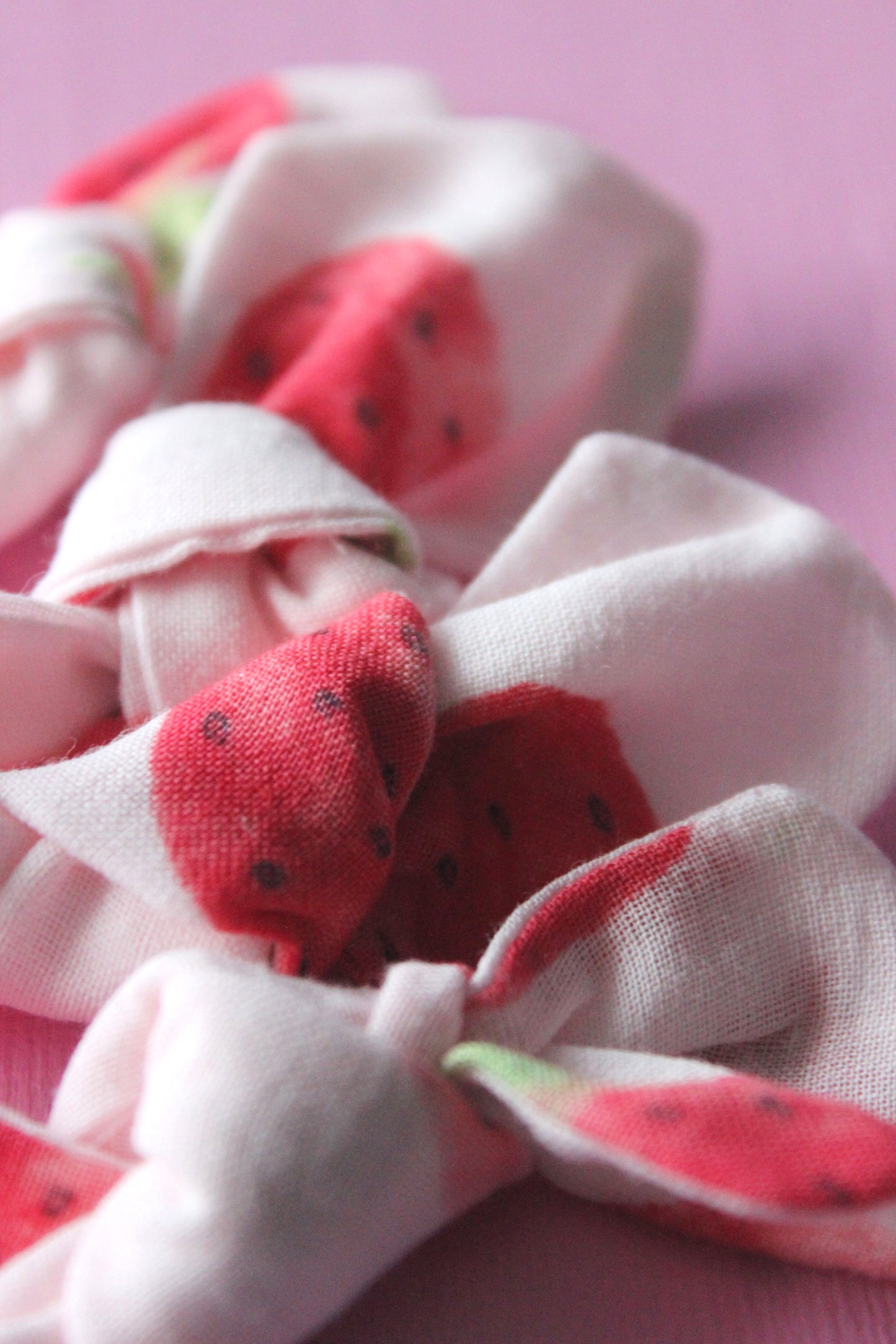 Strawberries 'N' Cream Petite Twist Bow