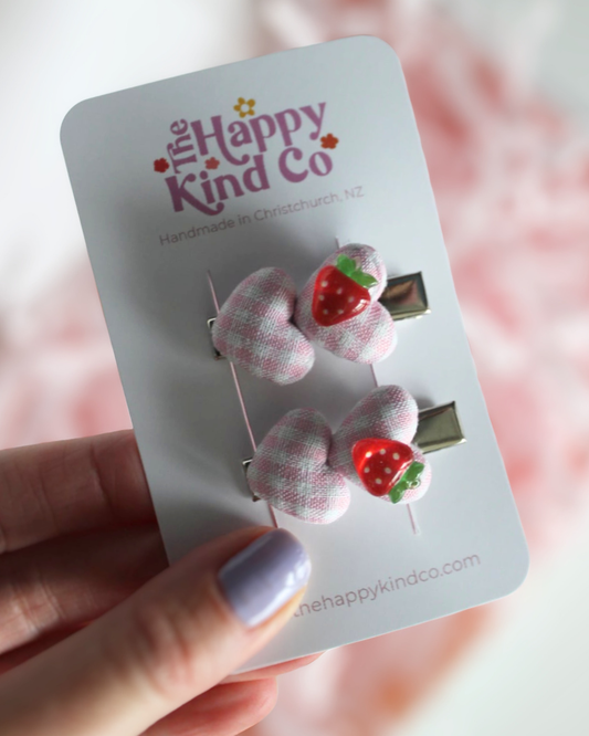 Berry Picnic Mini Clips