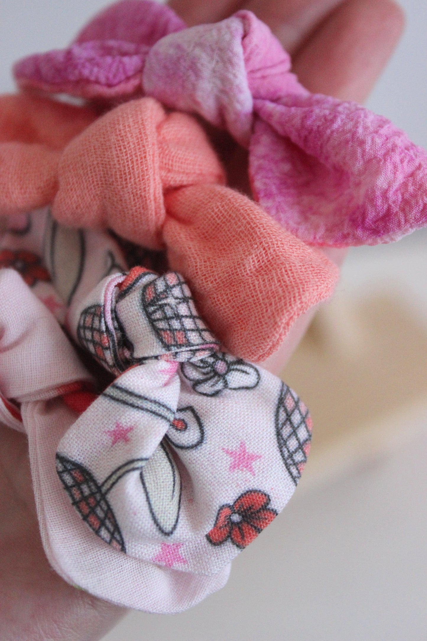 Deluxe Disco Lovin' Twist Bow Petite
