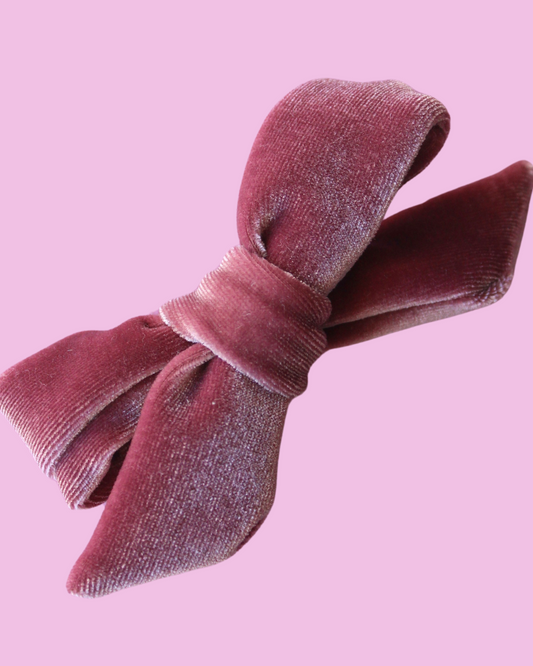 Deluxe Blush Velvet Victoria Bow