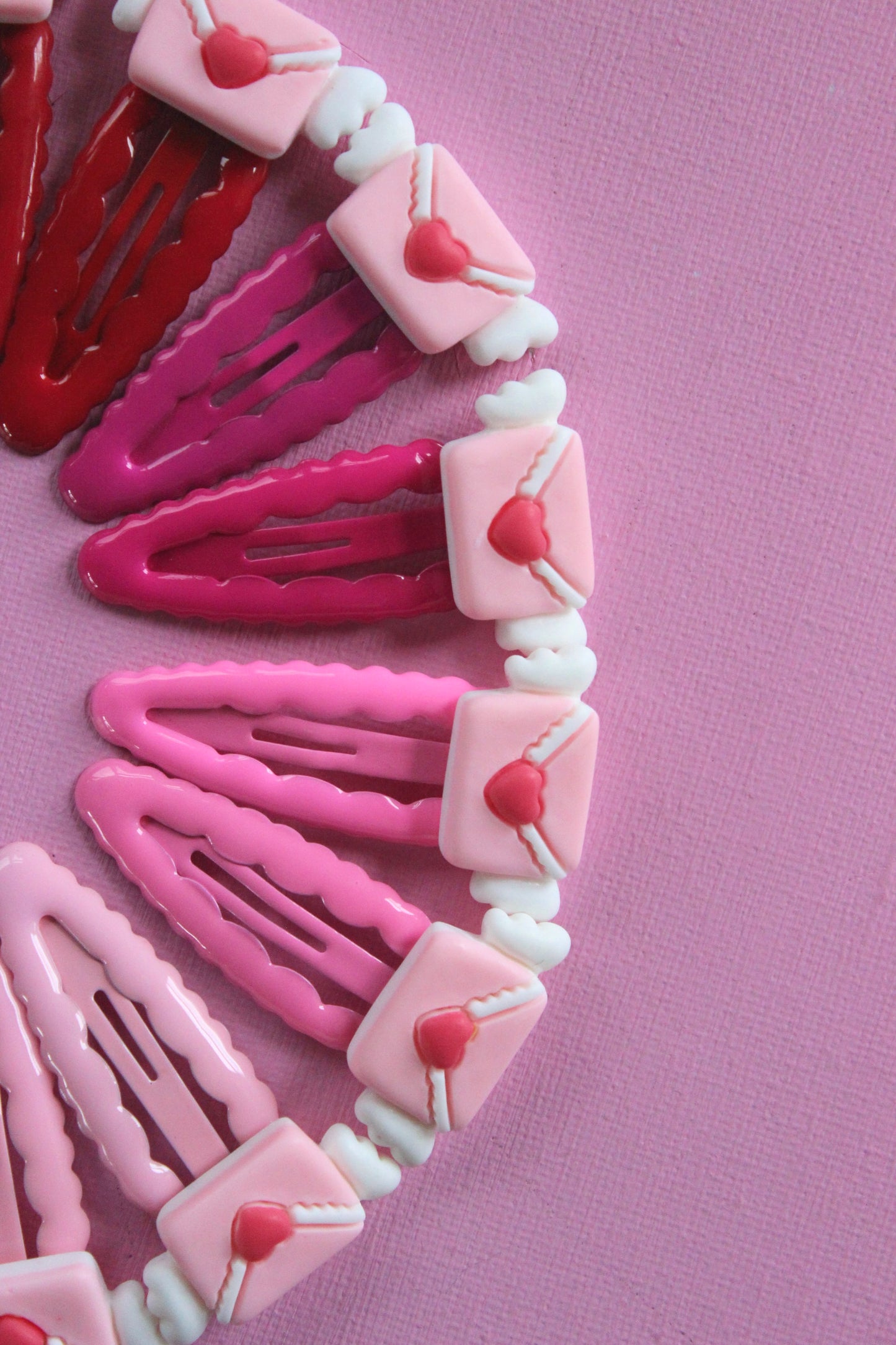 Wavy LOVE Letter Clips - Peony & Candyfloss