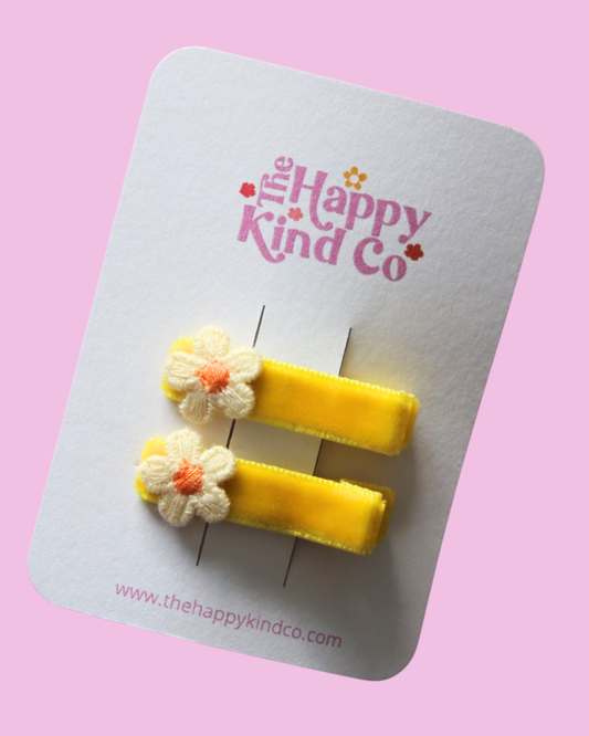 Sunshine Daisy Clips