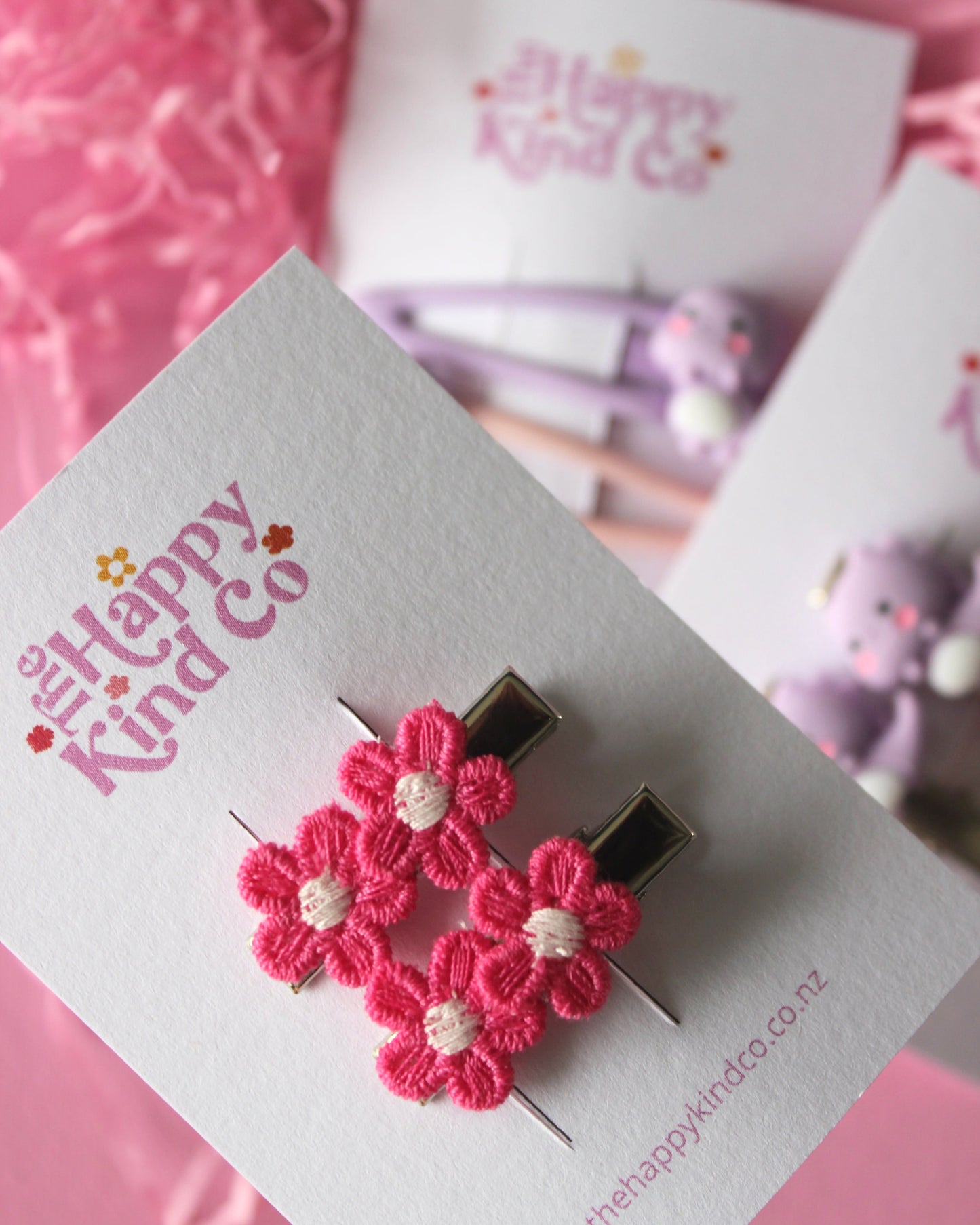 Magenta Dainty Daisy Clips
