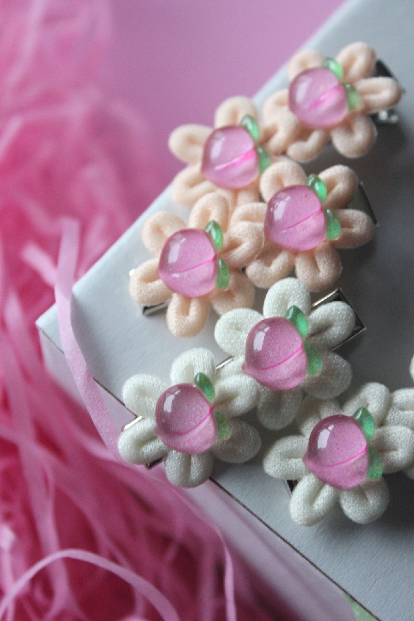 Peach Flower Clips - Milk