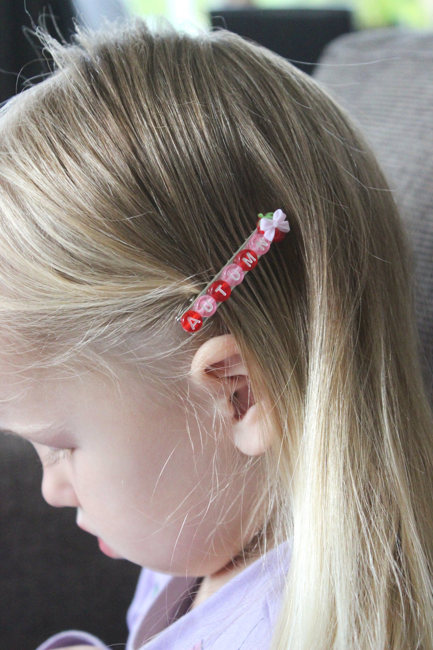 Berry Bow Name Clips