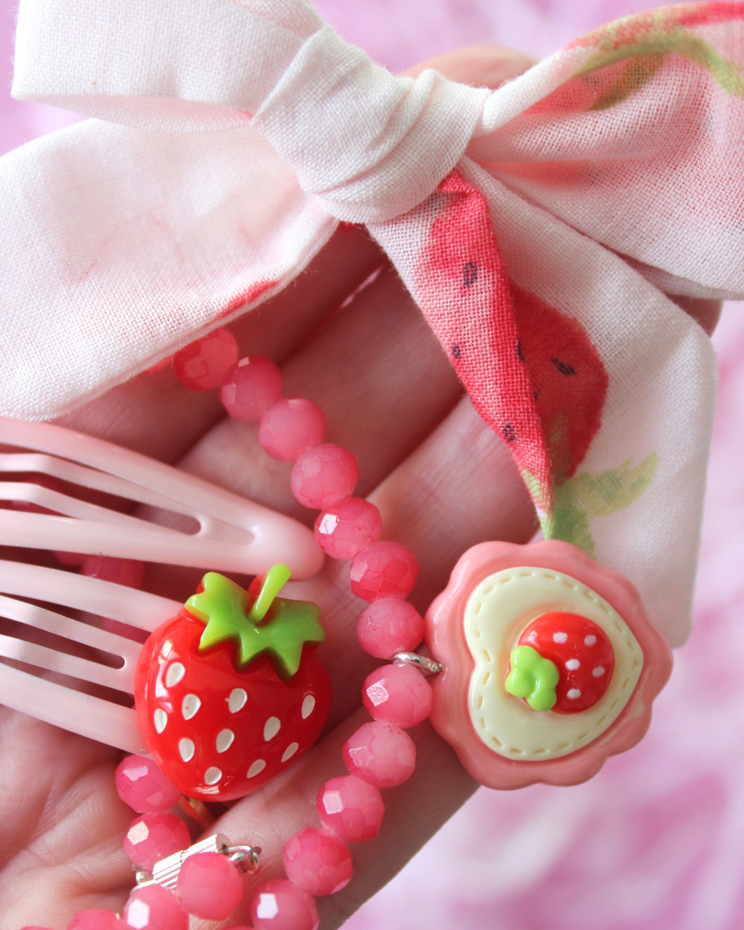 Shimmering Berry Shortcake Necklace