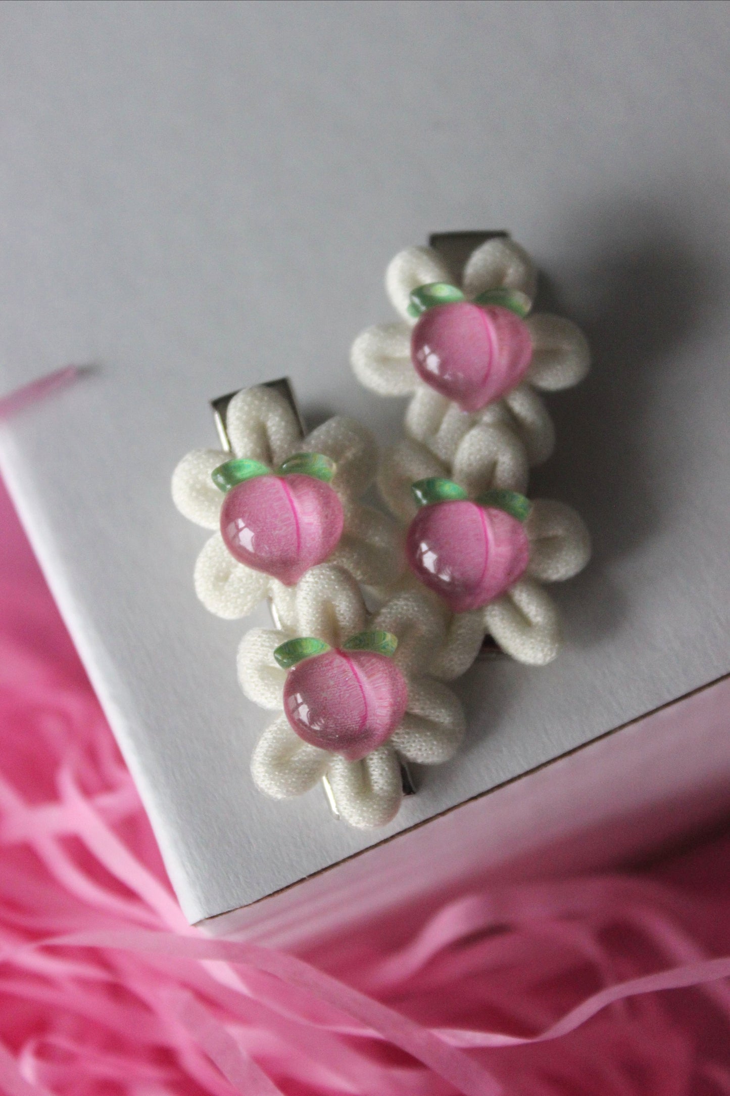 Peach Flower Clips - Milk