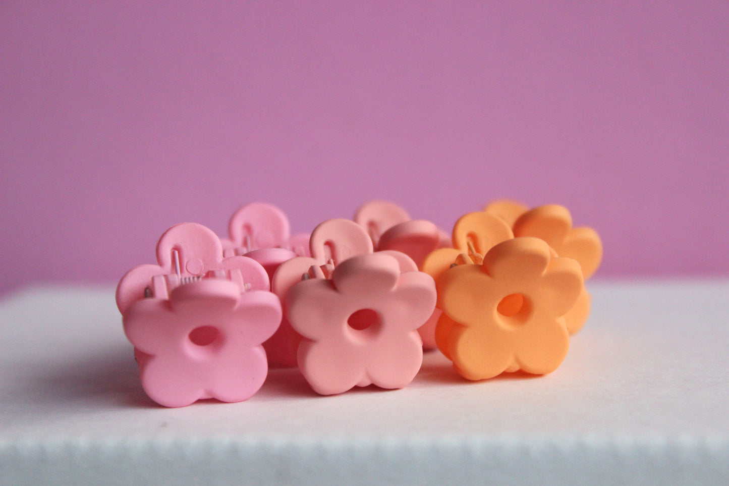 Chunky Flower Mini Claw Clips 6 Pack Peach Smoothie