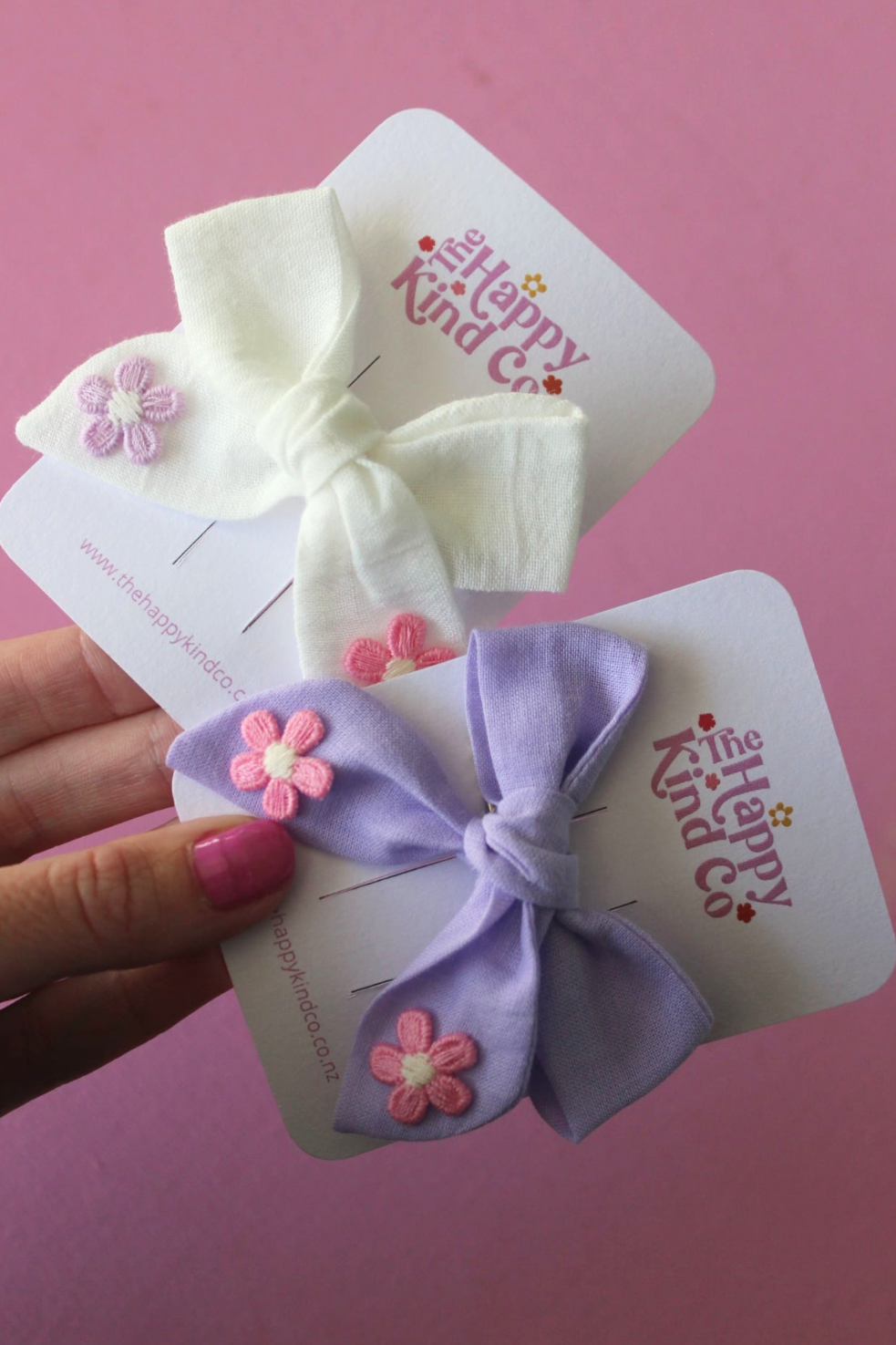 Daisy Lavender Victoria Bow
